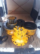JCB JS330        