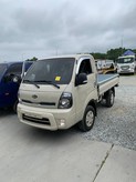 KIA Bongo 3 luxury 2017 .  17000 .  .