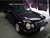  Mercedes-Benz E-Classe W210 () .